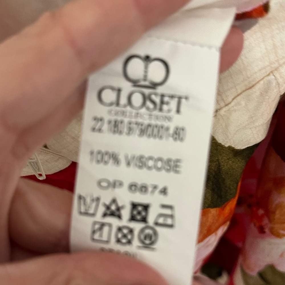 Closet Collection | NWT Floral Tropical Print Open Back Dress, Size S - Picture 6 of 6